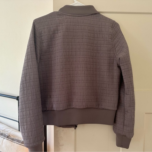 NWOT Lululemon reversible bomber jacket - Picture 3 of 8
